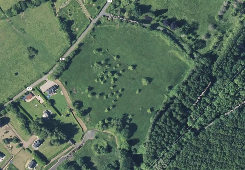 Terrain constructible - 1 047 m²