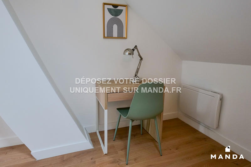 Chambre - 11 m² - 5 pièces