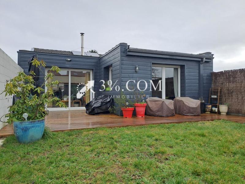 Maison - 98 m² - 5 pièces