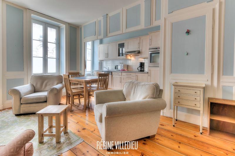 Appartement - 83 m² - 4 pièces