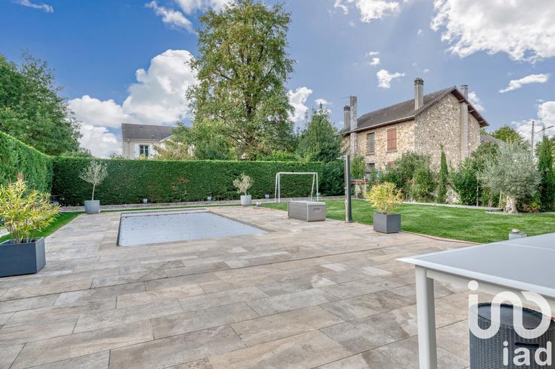 Maison - 169 m² - 8 pièces