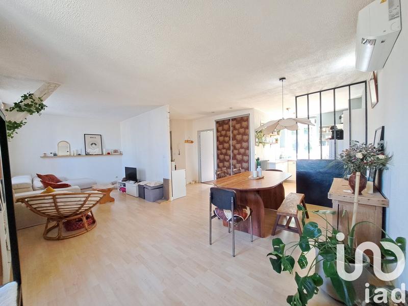 Appartement - 80 m² - 3 pièces