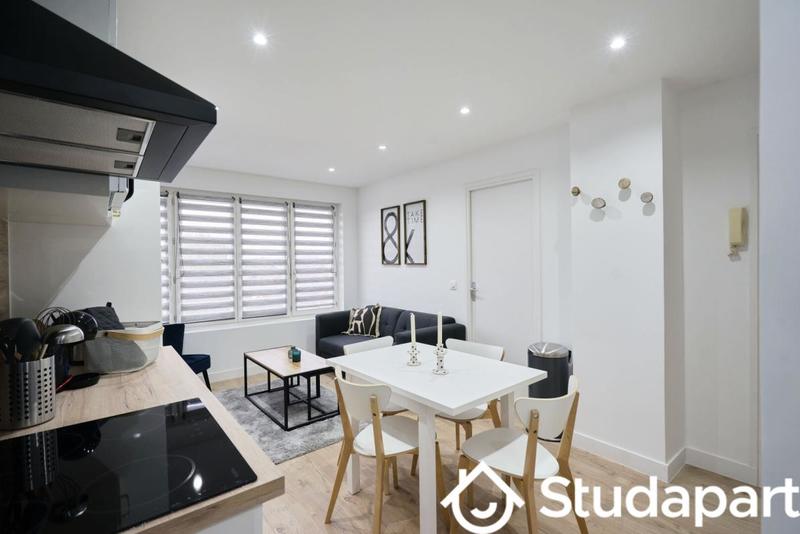 Chambre - 10 m² - 1 pièce