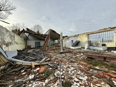 Entrepôt - 1 000 m²