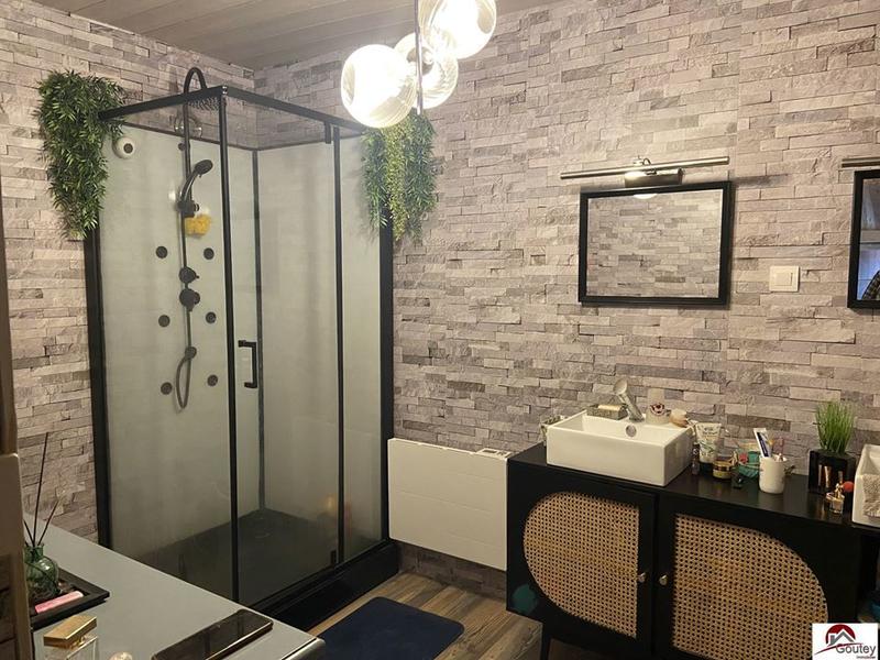 Maison traditionnelle - 152 m² - 6 pièces