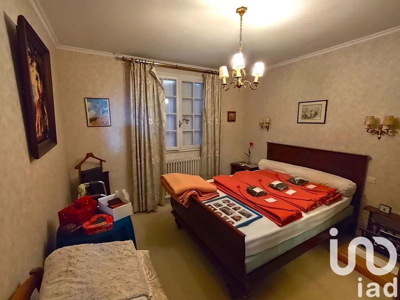 Maison - 140 m² - 8 pièces