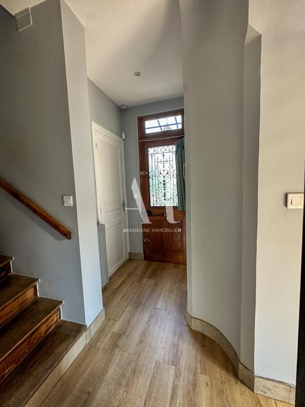 Maison - 95 m² - 3 pièces