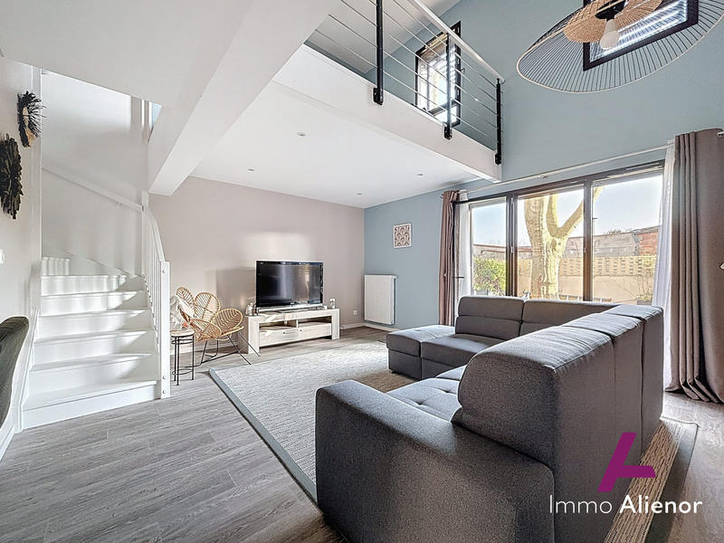 Maison - 114 m² - 5 pièces