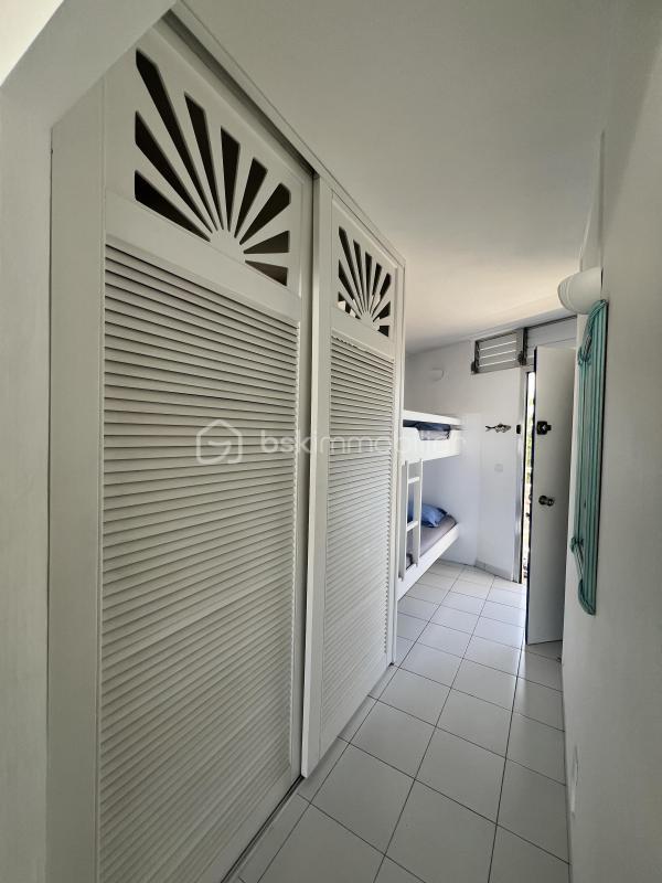 Studio - 25 m² - 2 pièces