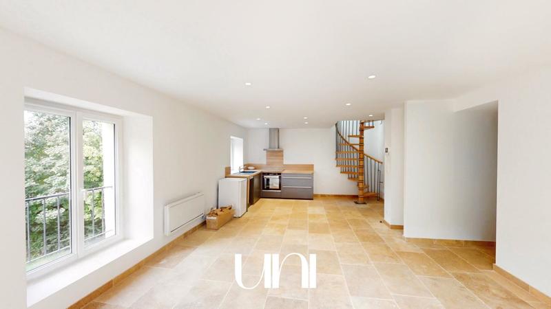 Duplex - 95 m² - 4 pièces