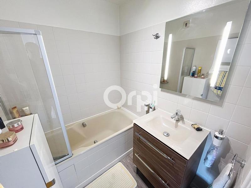 Studio - 27 m² - 2 pièces