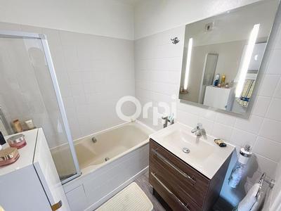 Studio - 27 m² - 2 pièces