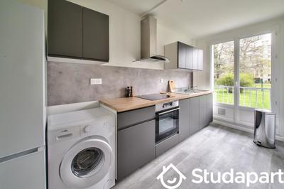 Chambre - 12 m² - 1 pièce