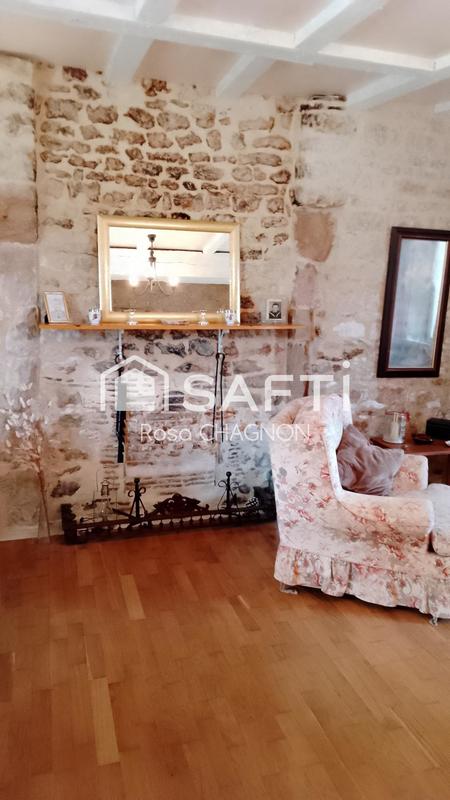 Maison - 300 m² - 12 pièces