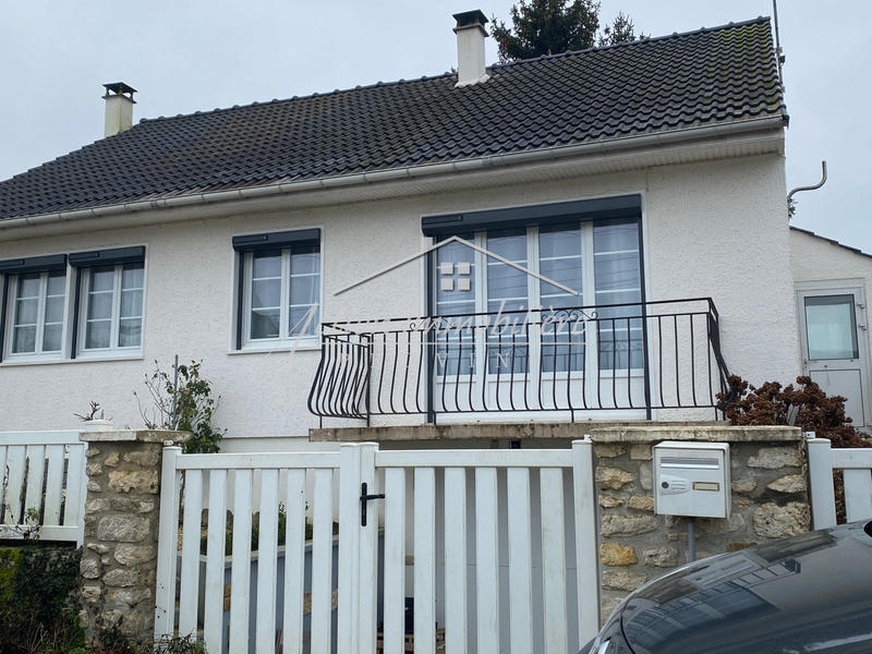 Maison - 92 m² - 5 pièces