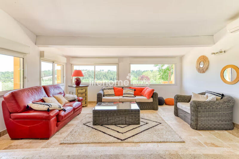 Villa - 173 m² - 7 pièces