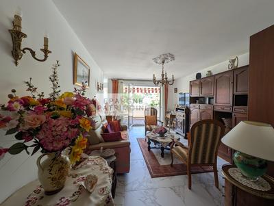 Appartement - 82 m² - 4 pièces