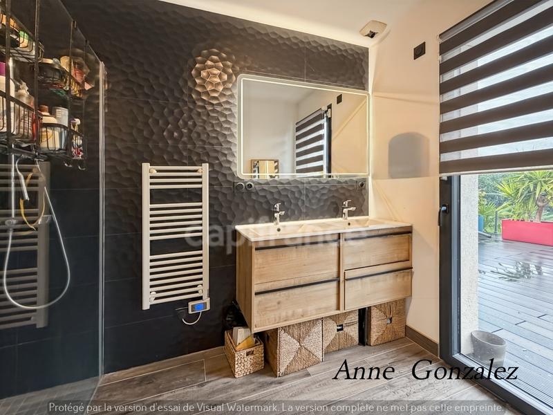 Maison - 150 m² - 6 pièces