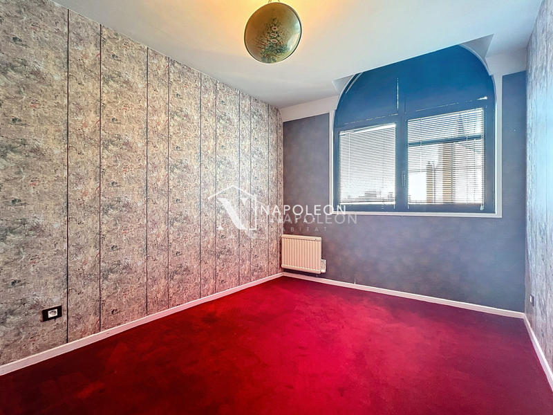 Duplex - 143 m² - 6 pièces