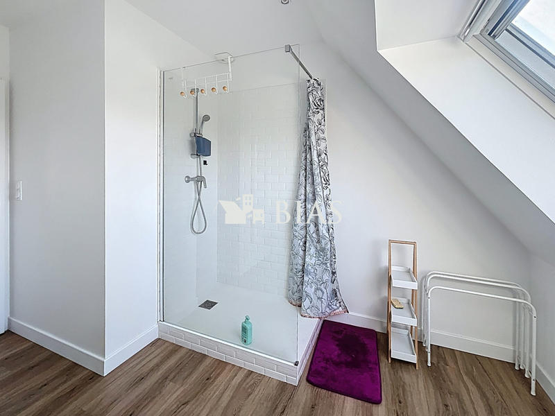 Appartement - 122 m² - 5 pièces