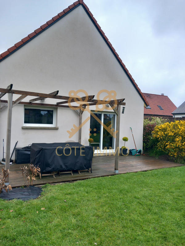 Maison - 90 m² - 5 pièces