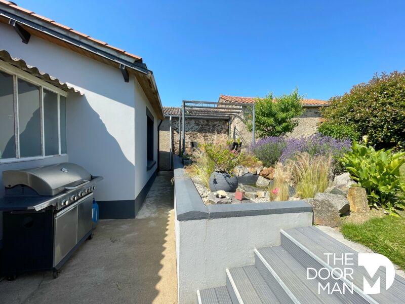 Maison - 180 m² - 4 pièces