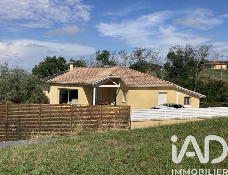 Maison - 140 m² - 6 pièces