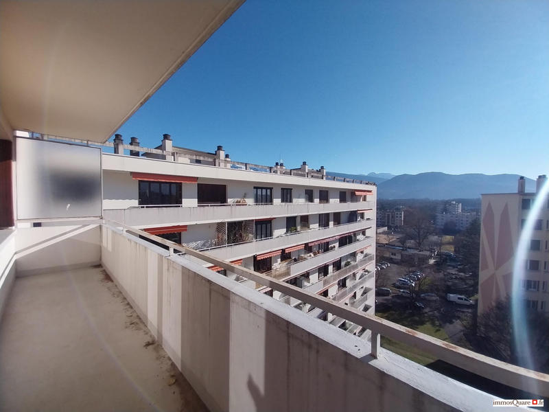 Appartement - 100 m² - 5 pièces