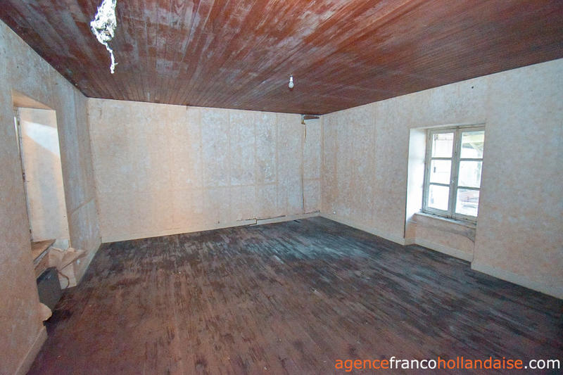 Maison en pierre - 130 m² - 7 pièces