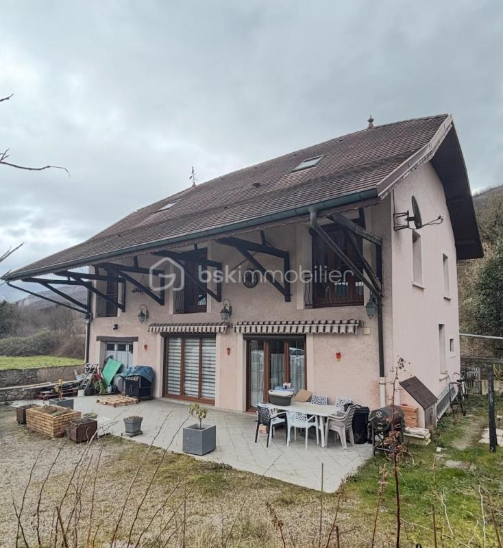 Maison - 145 m² - 5 pièces