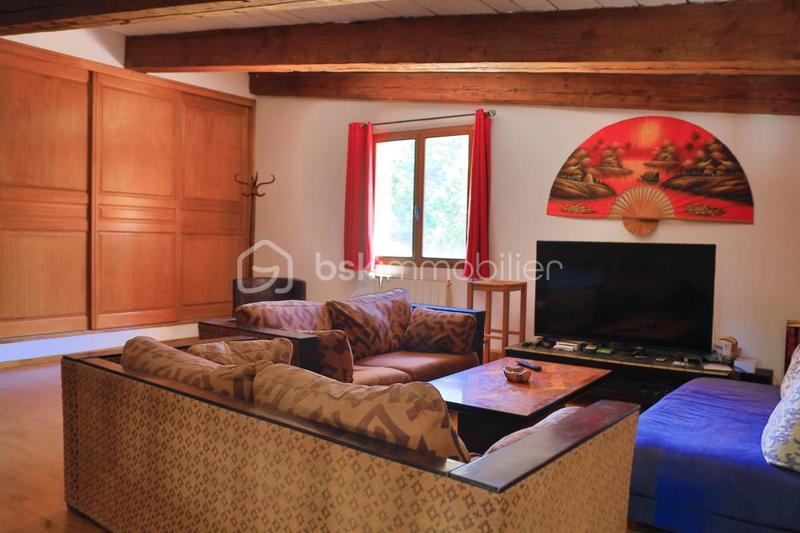 Villa - 212 m² - 5 pièces