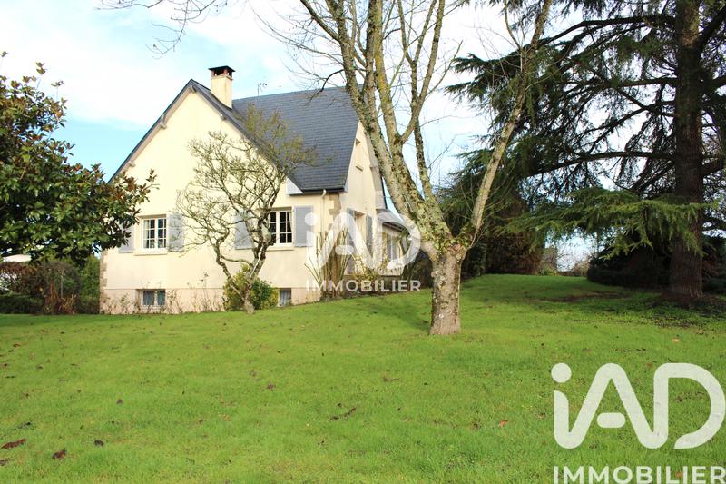 Maison - 165 m² - 8 pièces