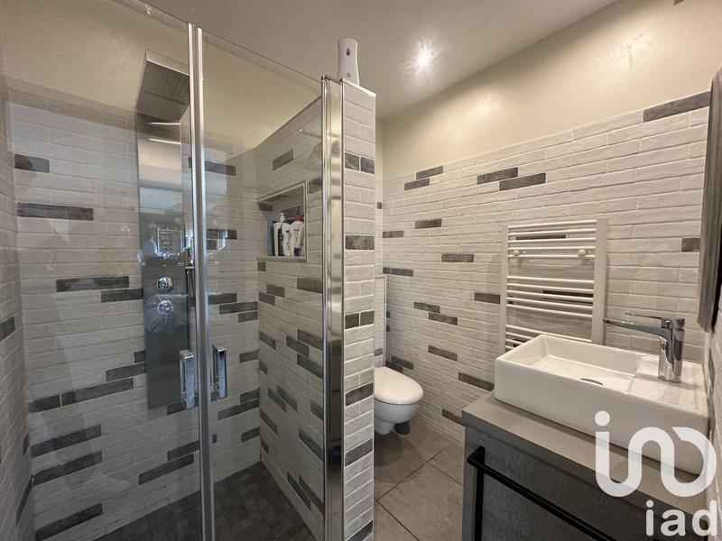 Maison - 102 m² - 6 pièces