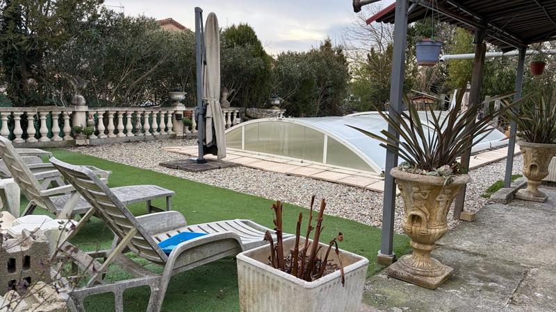 Maison - 187 m² - 9 pièces