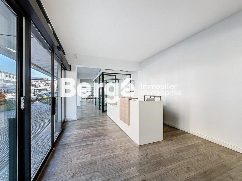 Bureau - 530 m²