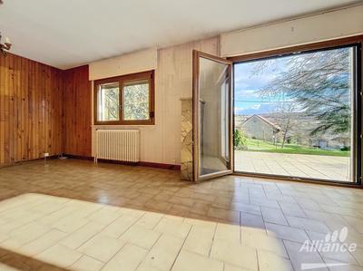 Maison - 143 m² - 7 pièces