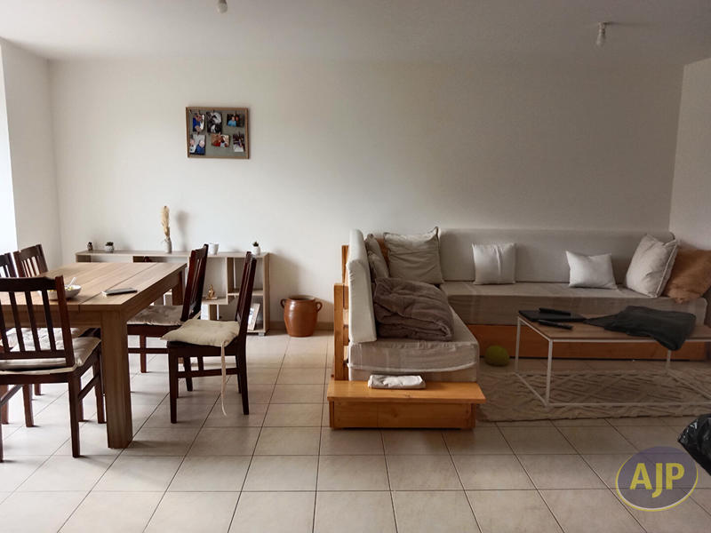 Maison - 88 m² - 5 pièces