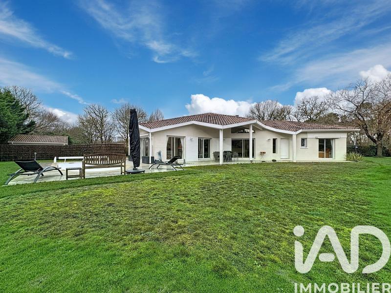 Maison - 173 m² - 7 pièces