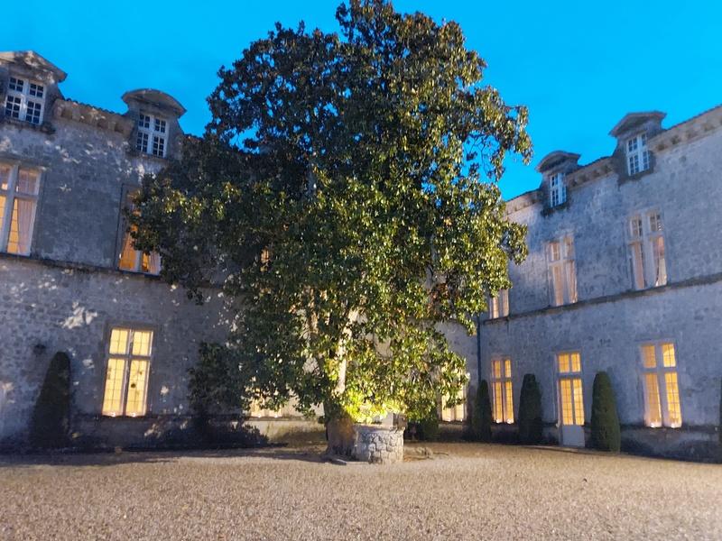 Visite nocturne au Château de Cazeneuve