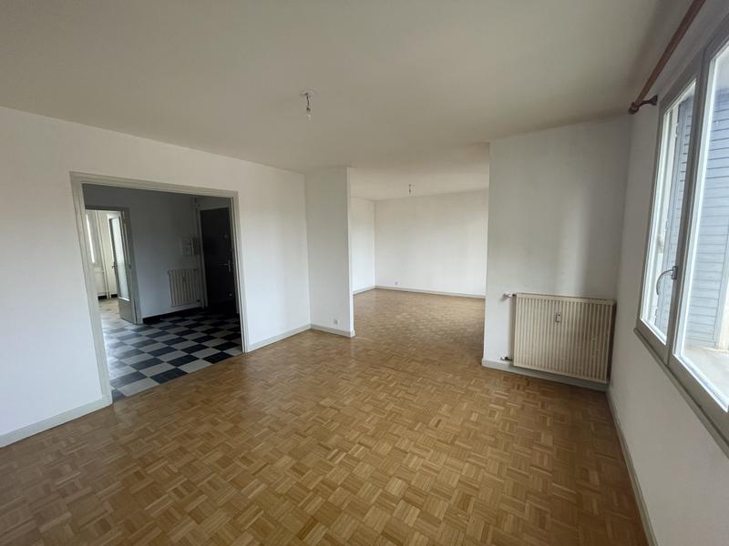 Appartement - 97 m² - 5 pièces