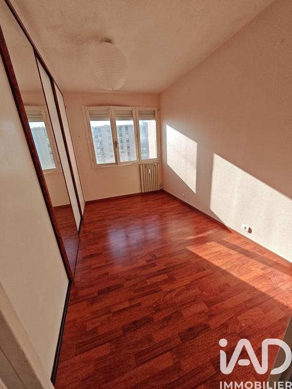 Appartement - 95 m² - 5 pièces