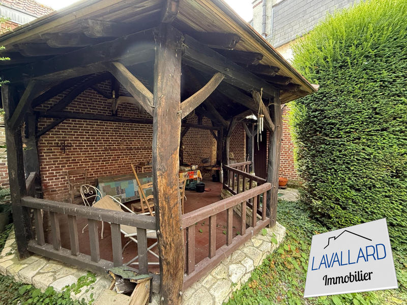 Maison - 290 m² - 8 pièces