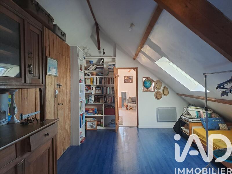 Maison - 147 m² - 8 pièces