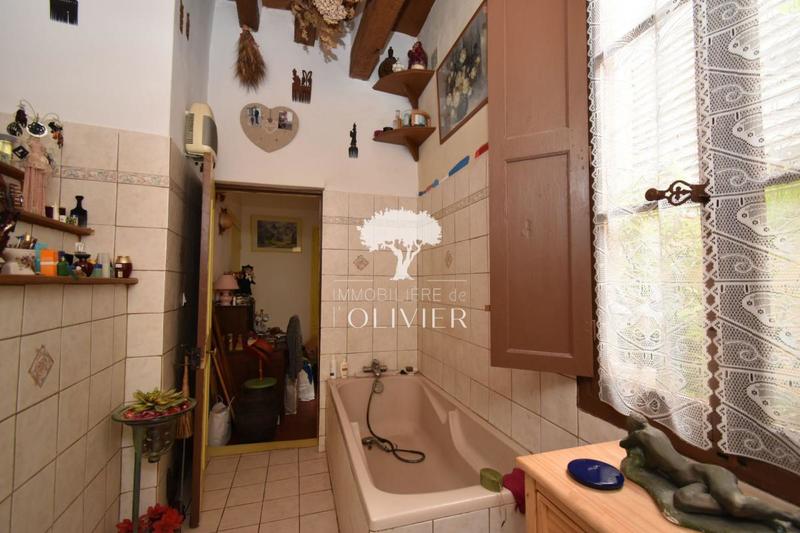 Maison - 445 m² - 10 pièces