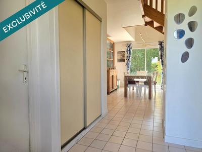 Maison - 104 m² - 7 pièces