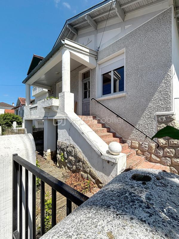 Maison traditionnelle - 110 m² - 4 pièces