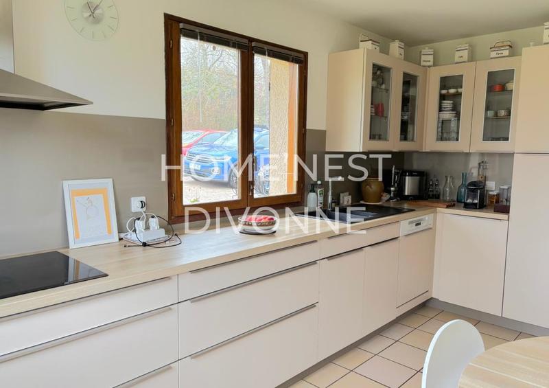 Maison - 177 m² - 7 pièces