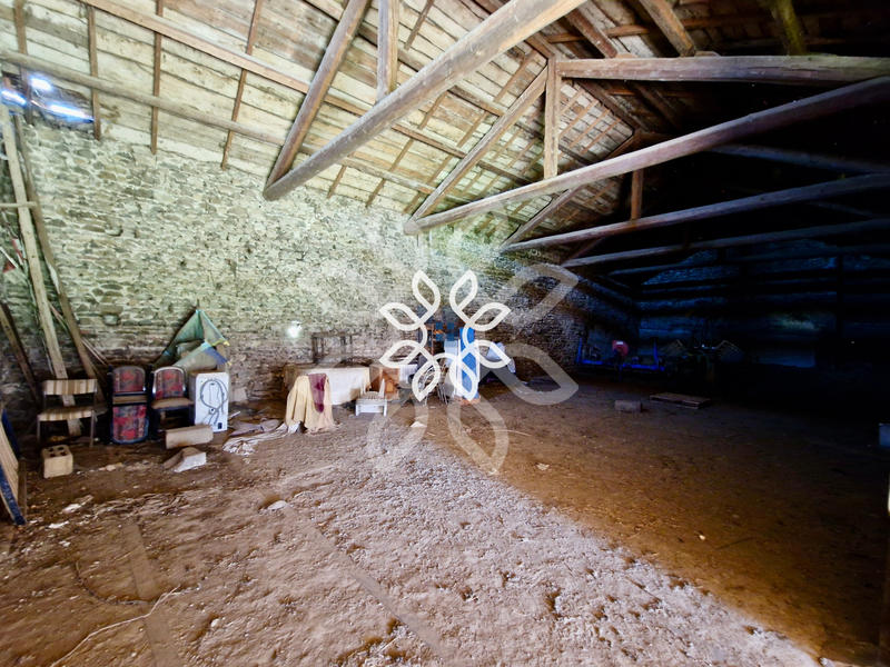 Maison - 107 m² - 7 pièces