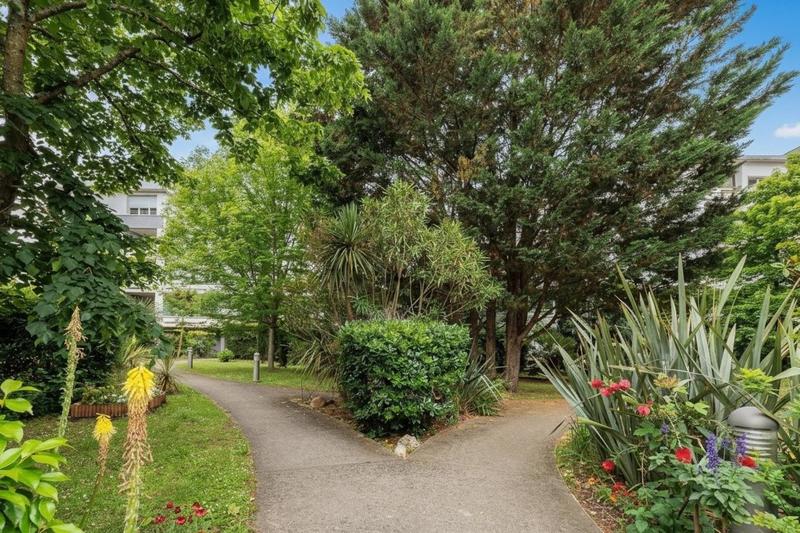 Appartement - 110 m² - 4 pièces