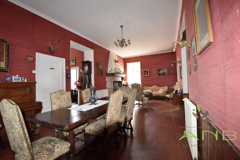 Maison ancienne - 203 m² - 10 pièces